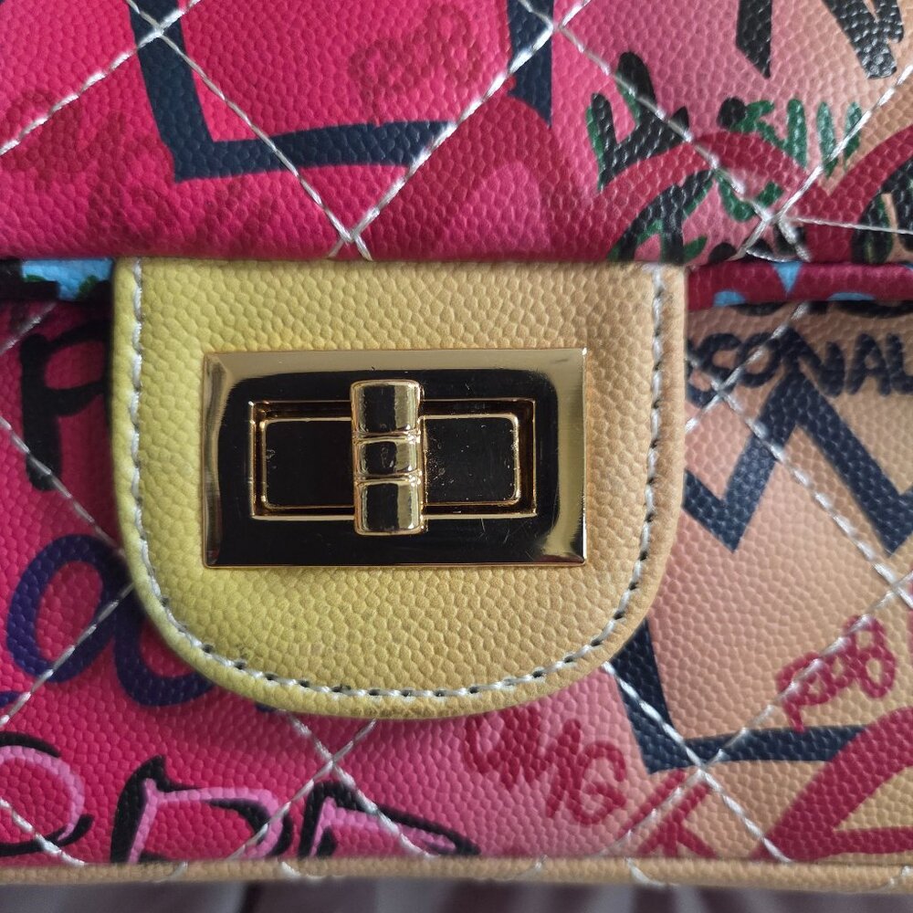 NWT - Caleesa Graffiti Print Shoulder Bag - Picture 7 of 14